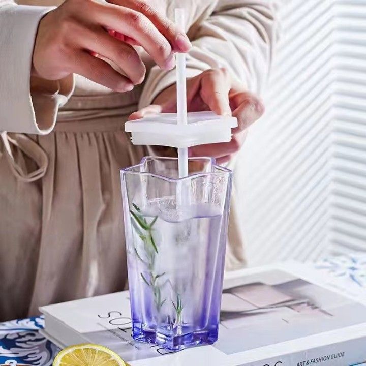 SIPPER STAR SHAPE MUG 400ML 1 PCS BOX PACK